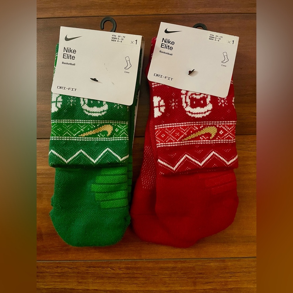 Nike Elite Basketball Crew Socks (2 pairs) Men sizes 6-8; Women 6-10; Youth 5-7
